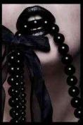 Black lips n beads